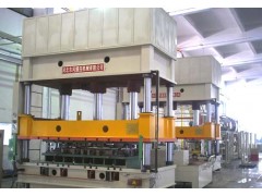 YD32四柱液压机图2