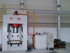 YD61冷挤压液压机图2