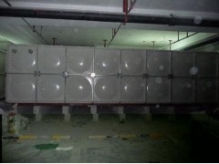 组装好的模压水箱图3