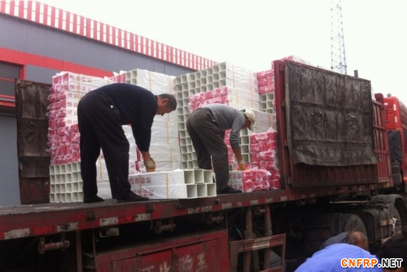 玻璃钢标志桩(1)