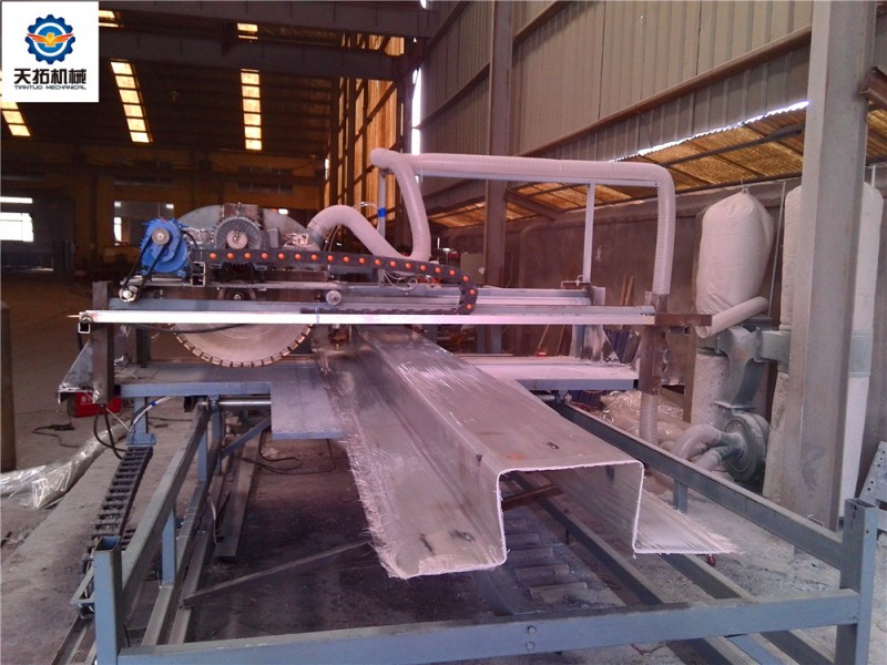FRP rain gutter making machine2
