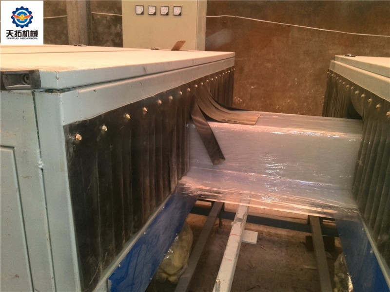 FRP rain gutter making machine9