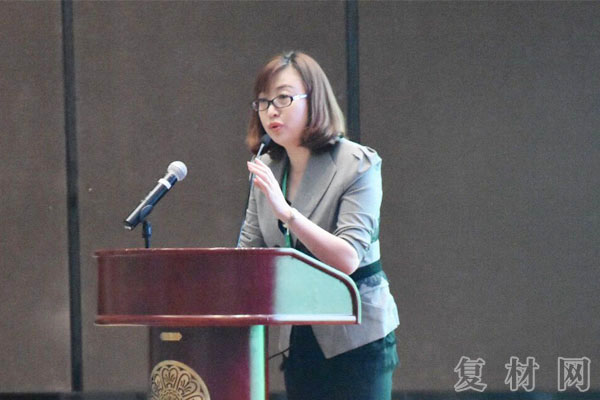 主持人叶副秘书长