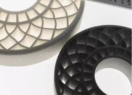 954323d2c74b4ed08dd41dc26269ebd4_th