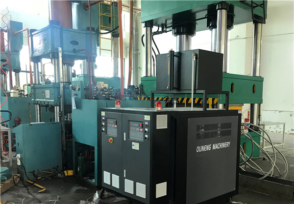 碳纤维模压成型油温机，RTM模温机