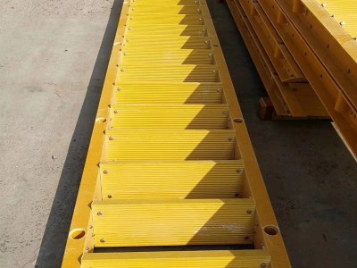 玻璃钢拉挤型材标志桩轮廓标厂家直销檩条盖板l图3