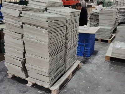 SMC智能终端箱模具图2