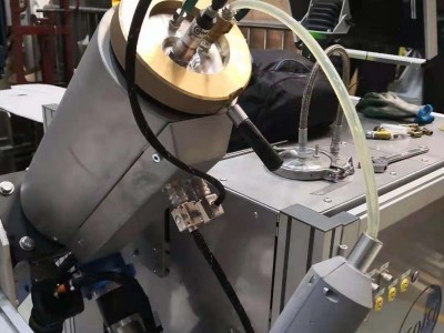 RTM/RIM注射设备图2