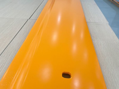 奥琳斯邦碳纤维高铁裙摆碳纤维轨道交通制品图2