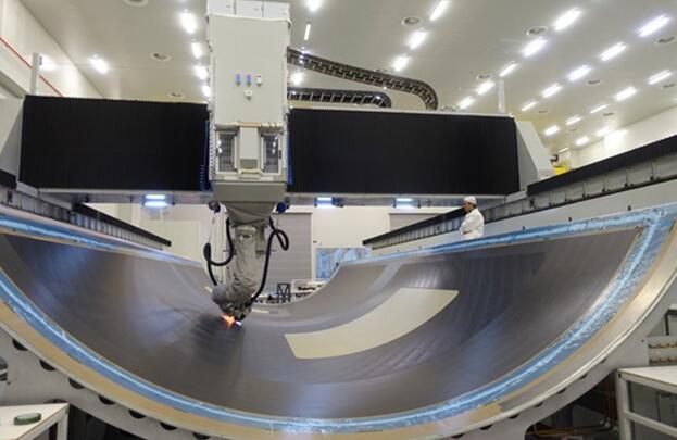 cr929飞机全尺寸复合材料机身壁板工艺件试制成功