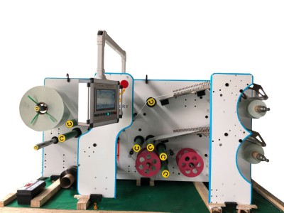 全自动碳纤维、玻璃纤维单向预浸带分切复卷机图2
