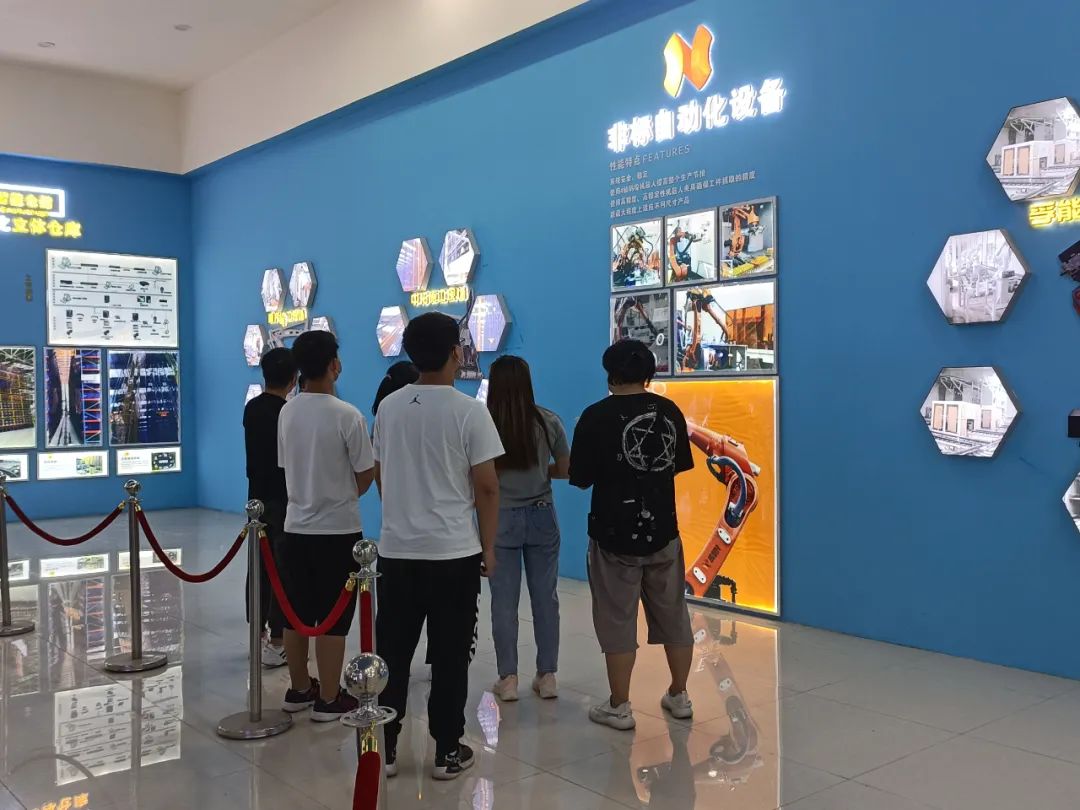 24aee917-fa90-4430-b262-269899c58c22