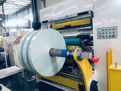 JT-SLT-900B全自动框架式分切复卷机图4