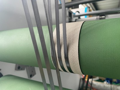 JT-SLT-250S 全自动碳纤维单向带分切缠绕机图4