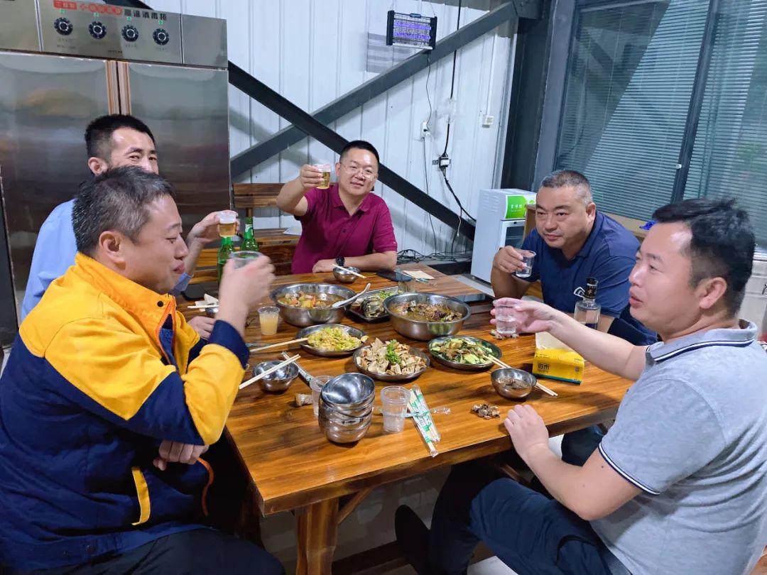 067a50c0-1373-4049-87da-06f0f4bf0c5f