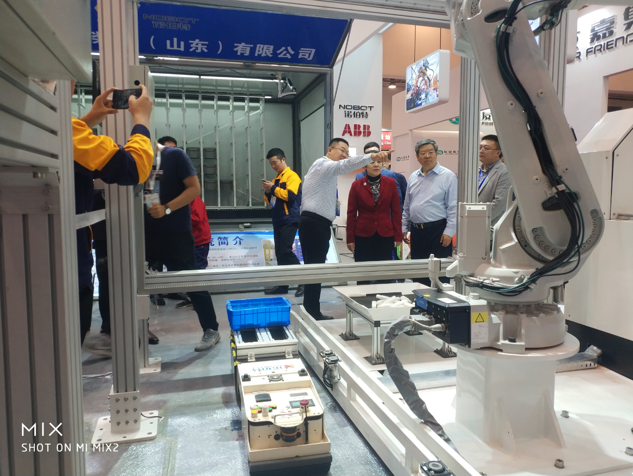 qIeNiyBoQPud-nd4O7Py5g