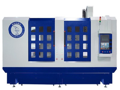 摩托车塑胶头盔加工中心 东莞厂家出货塑料头盔五轴雕刻机设备图5