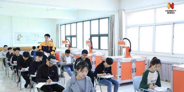 BXM3093HSeWmO7gx-HcNtw