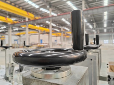 三信---复合材料光伏边框专用拉挤设备图2