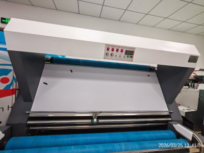 HW-780SR电眼对边无张力验布机图3